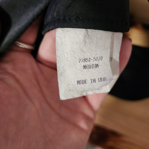 SILVERTAB LEVIS x VINTAGE parachute full zip vest in black SAMPLE GARMENT - Picture 4 of 9